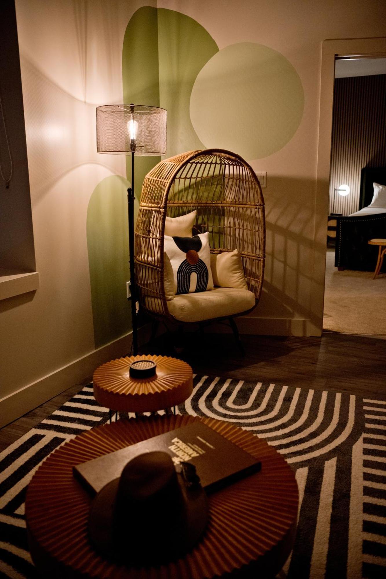 Luxury 2-Bedroom Condo Steps Away From The French Quarter New Orleans Ngoại thất bức ảnh