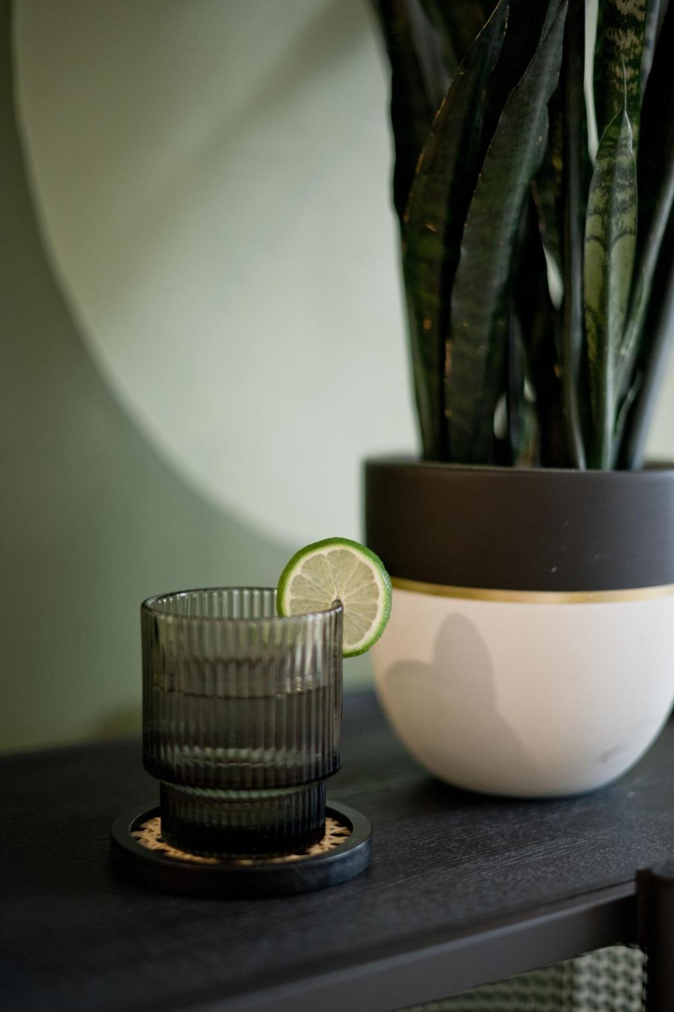 Luxury 2-Bedroom Condo Steps Away From The French Quarter New Orleans Ngoại thất bức ảnh
