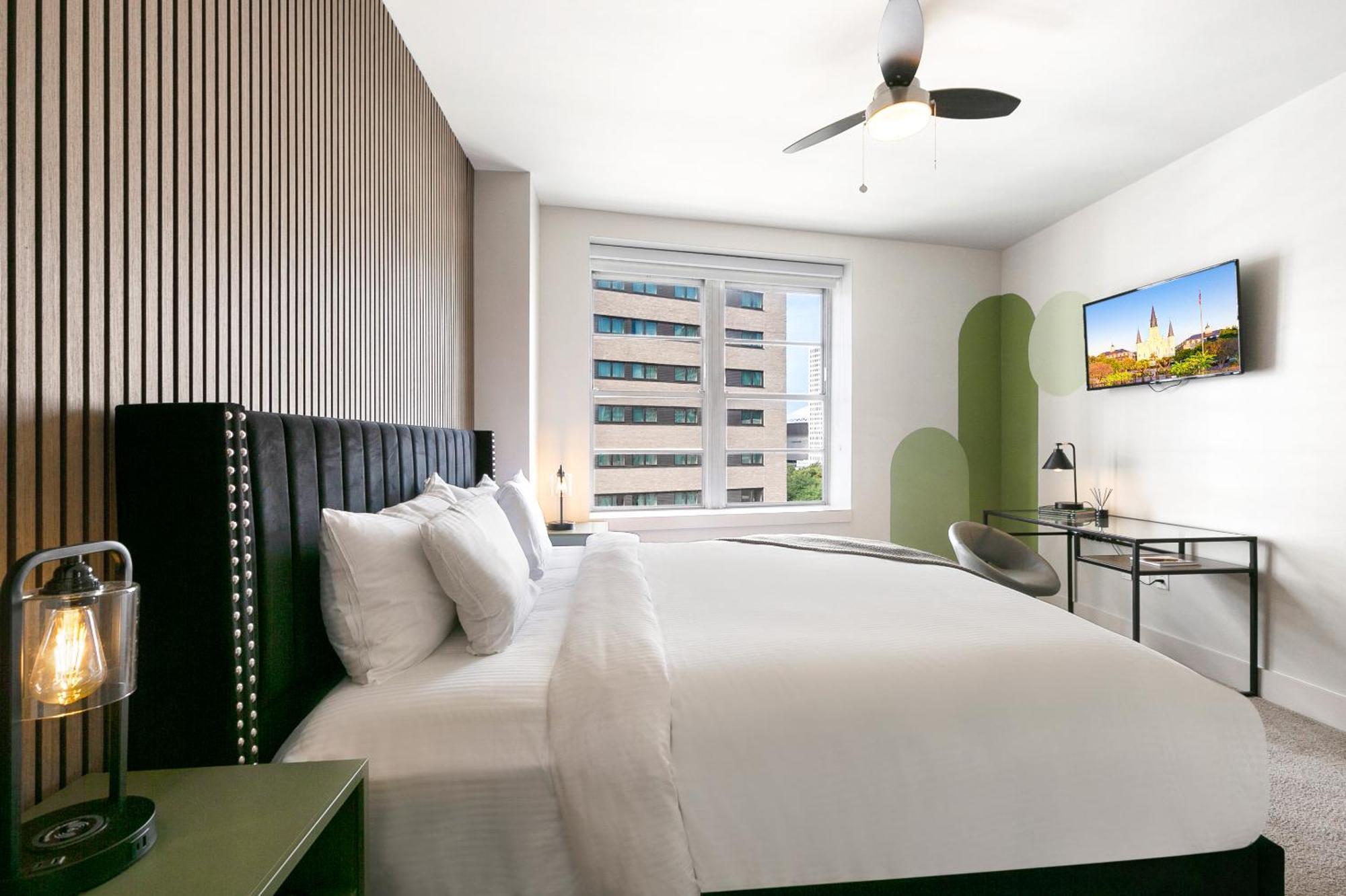 Luxury 2-Bedroom Condo Steps Away From The French Quarter New Orleans Ngoại thất bức ảnh