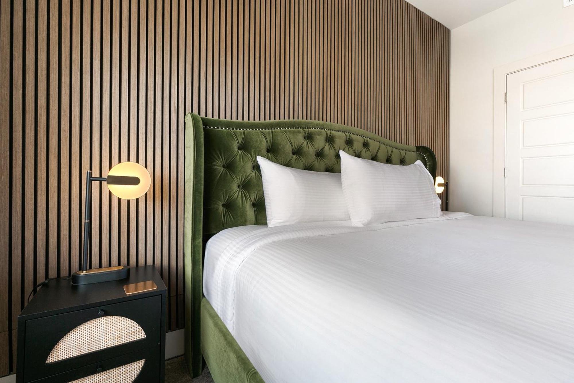 Luxury 2-Bedroom Condo Steps Away From The French Quarter New Orleans Ngoại thất bức ảnh