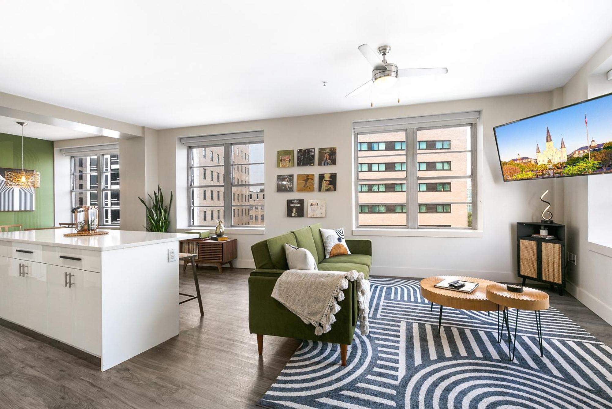 Luxury 2-Bedroom Condo Steps Away From The French Quarter New Orleans Ngoại thất bức ảnh