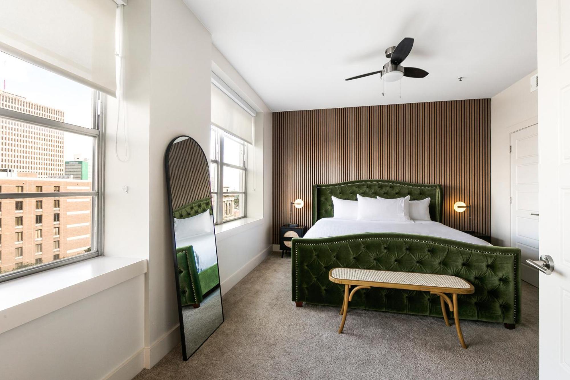 Luxury 2-Bedroom Condo Steps Away From The French Quarter New Orleans Ngoại thất bức ảnh